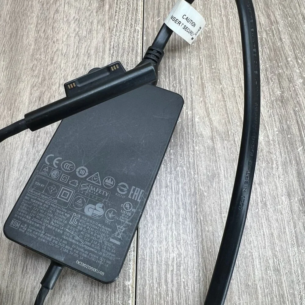 Microsoft Surface Pro3 Charger Adapter 1625 12V 2.58A 36W OEM Power Supply Black